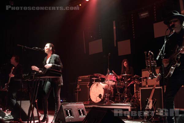 NADINE SHAH - 2014-03-22 - PARIS - CentQuatre - Salle 400 - 